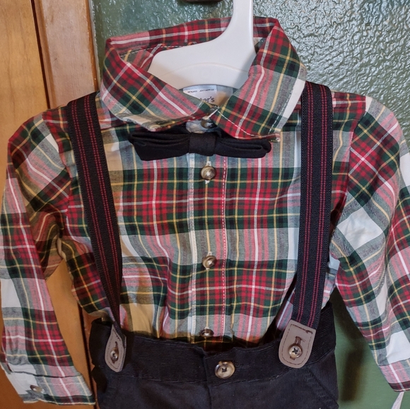 Baby Boy Suit: Dress Shirt, Suspenders, Bow tie - Picture 1 of 3
